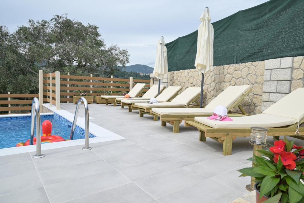 Villa Michalis 里亚帕德斯 外观 照片